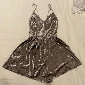 LA HEARTS Velvet Romper SIZE S